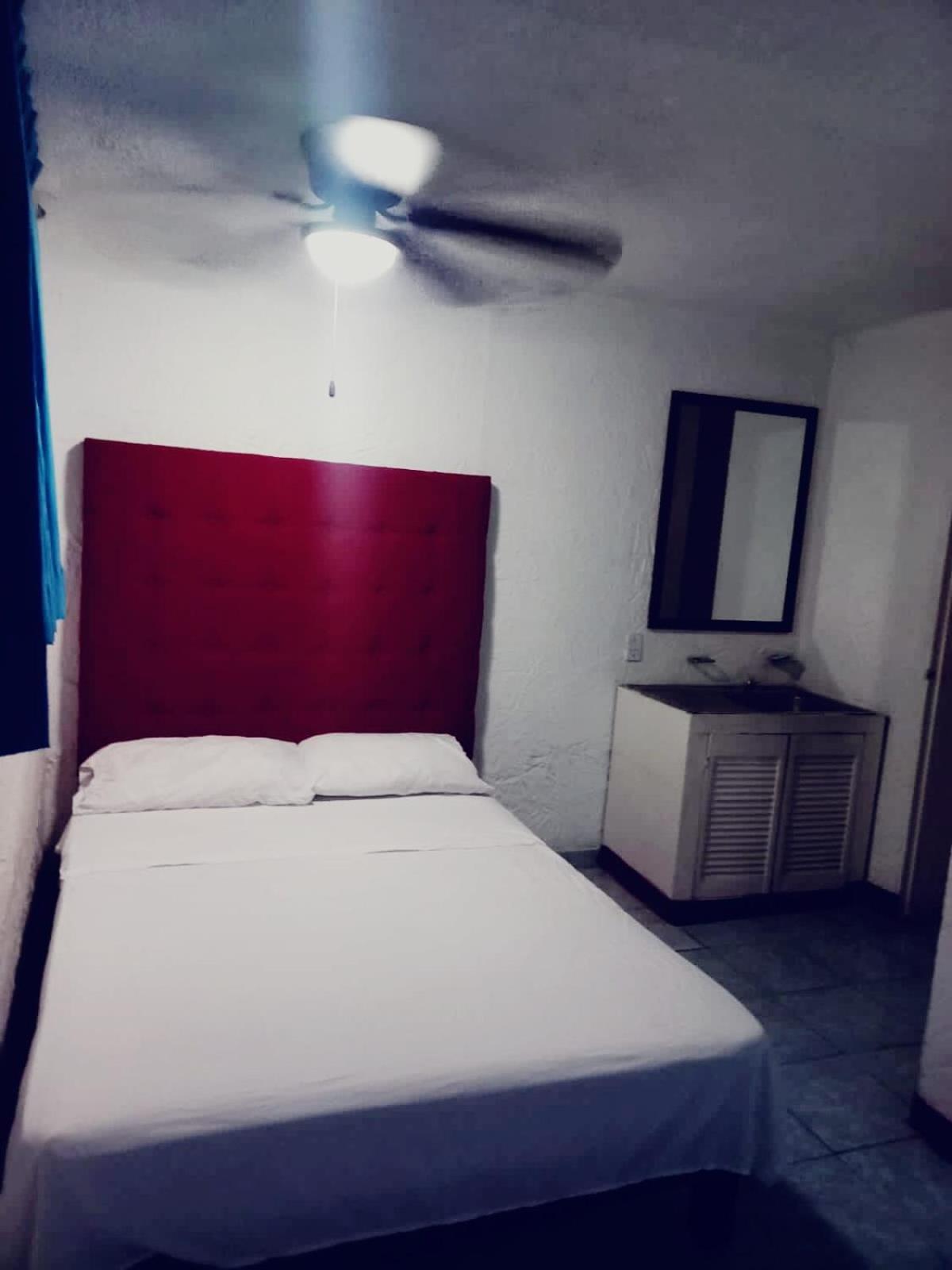 אקפולקו Hotel Acuario מראה חיצוני תמונה